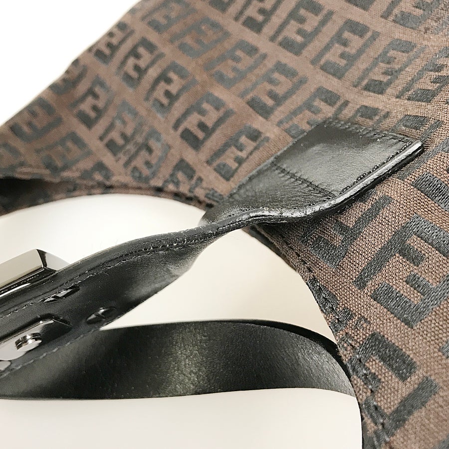 フェンディ ショルダーバッグ