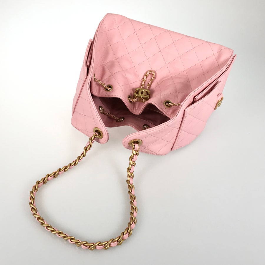 シャネル ショルダーバッグ