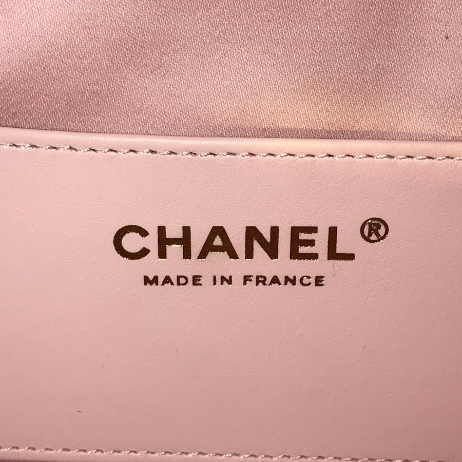 シャネル ショルダーバッグ