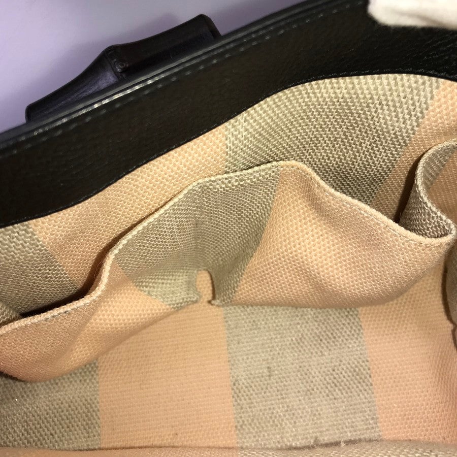 グッチ ハンドバッグ