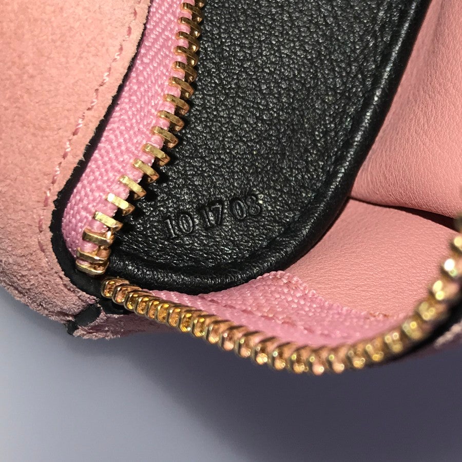 ロエベ キーホルダー