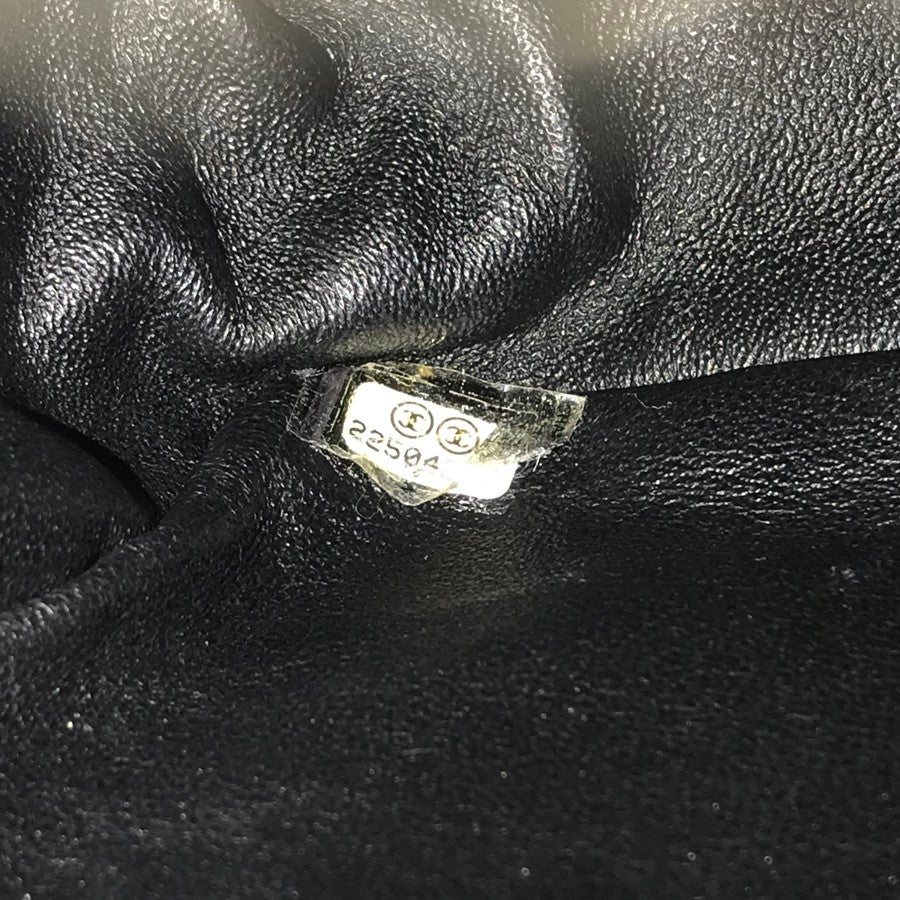 シャネル ショルダーバッグ