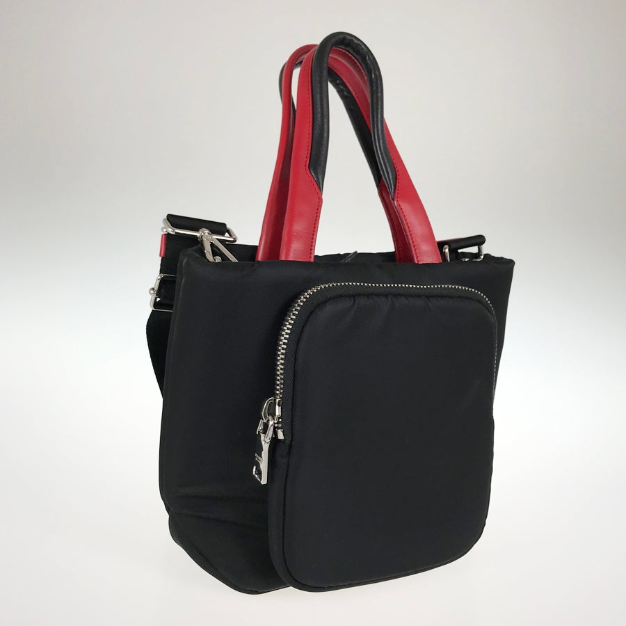 プラダ トートバッグ