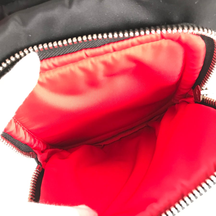 プラダ トートバッグ