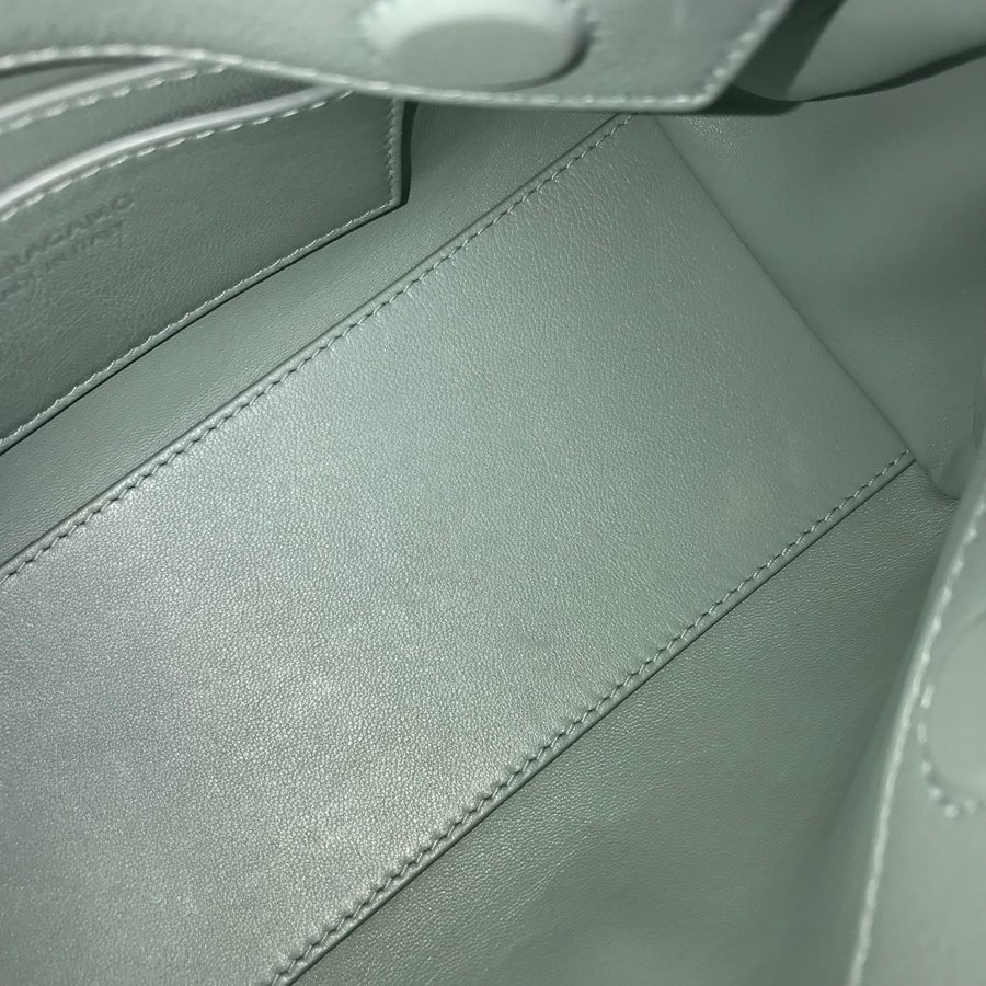 サルヴァトーレフェラガモ ショルダーバッグ