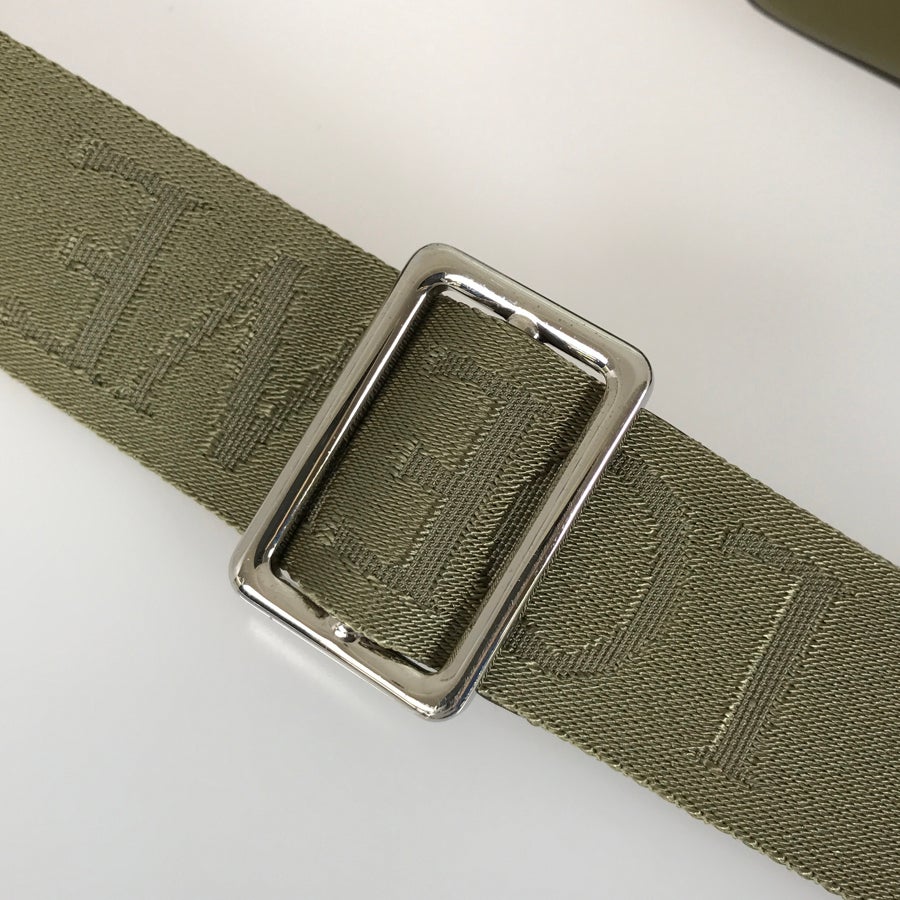 ロエベ ボディバッグ