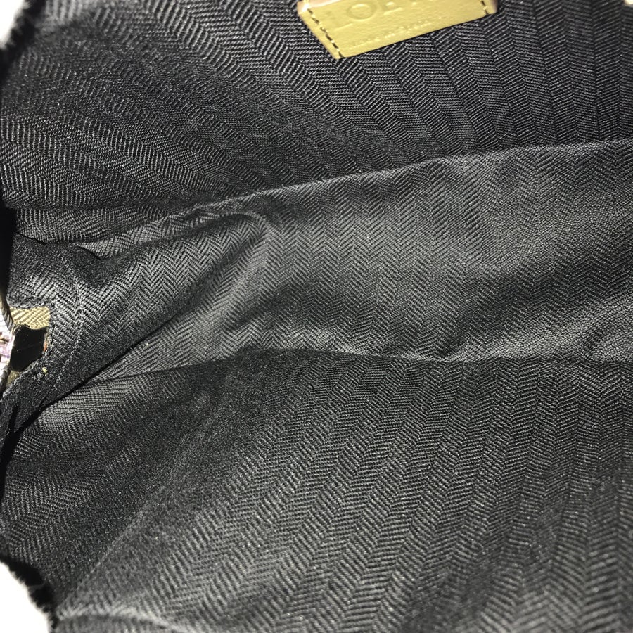 ロエベ ボディバッグ