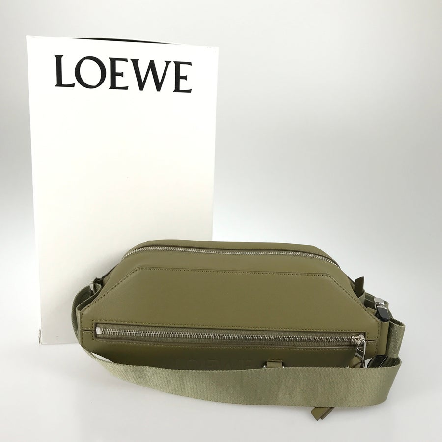 ロエベ ボディバッグ