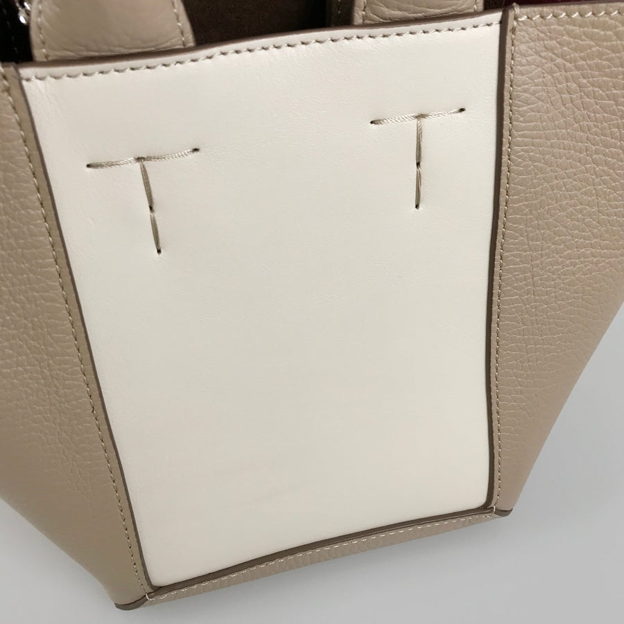 トッズ ハンドバッグ