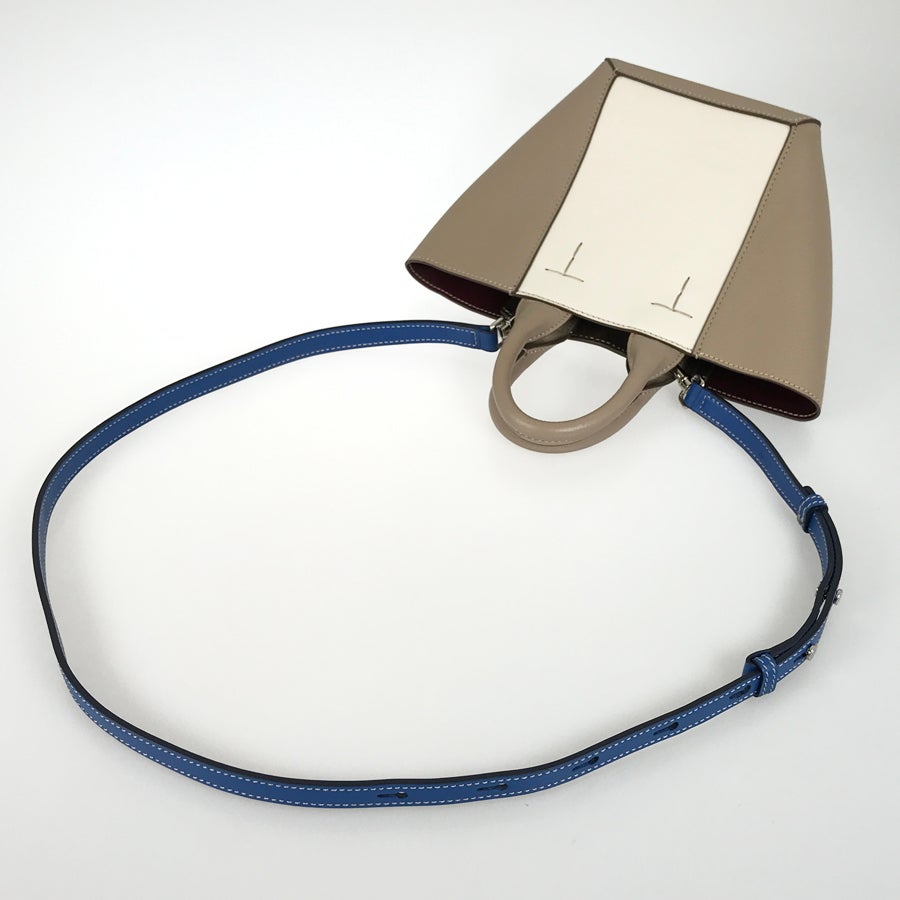 トッズ ハンドバッグ