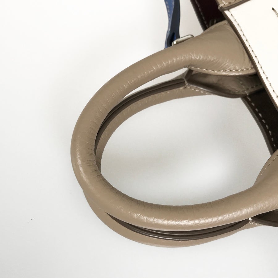 トッズ ハンドバッグ