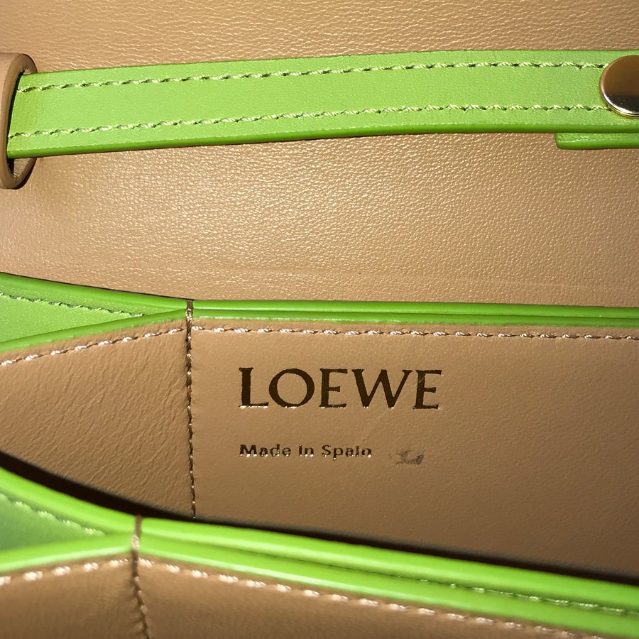 ロエベ クラッチバッグ