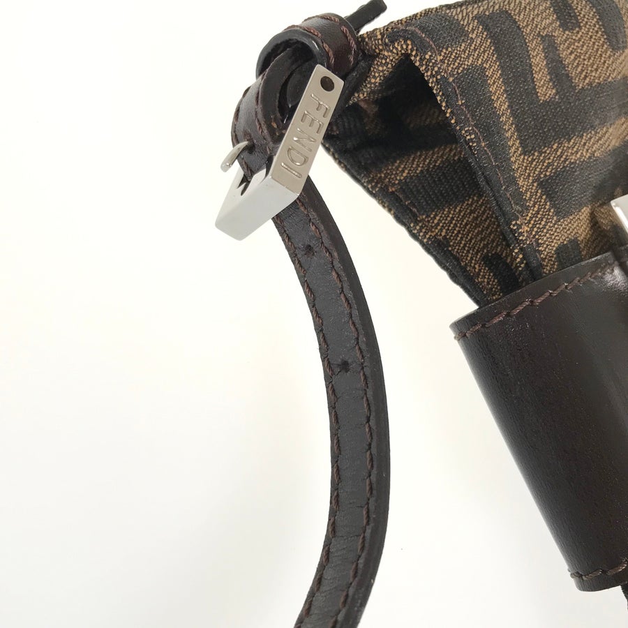 フェンディ ハンドバッグ