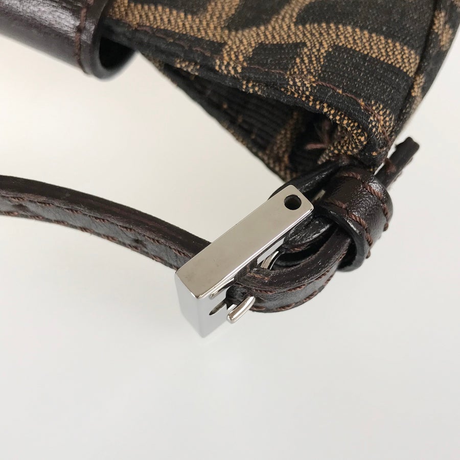 フェンディ ハンドバッグ