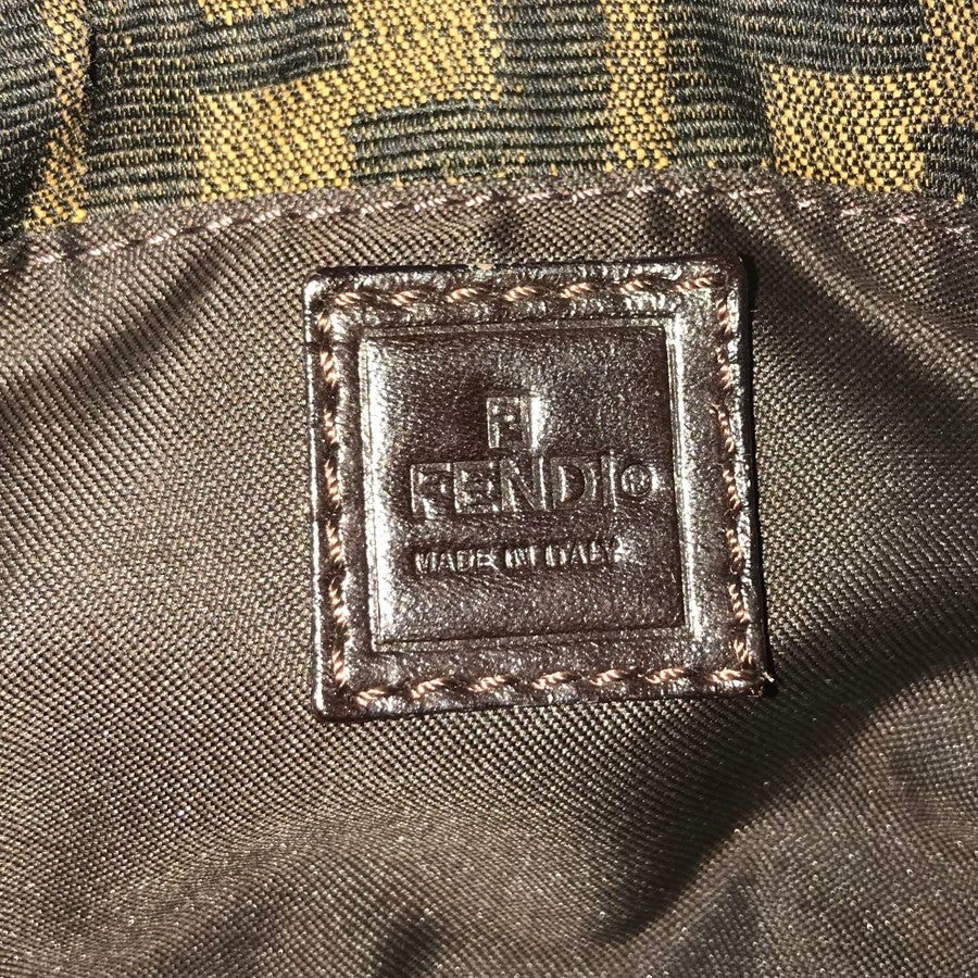 フェンディ ハンドバッグ