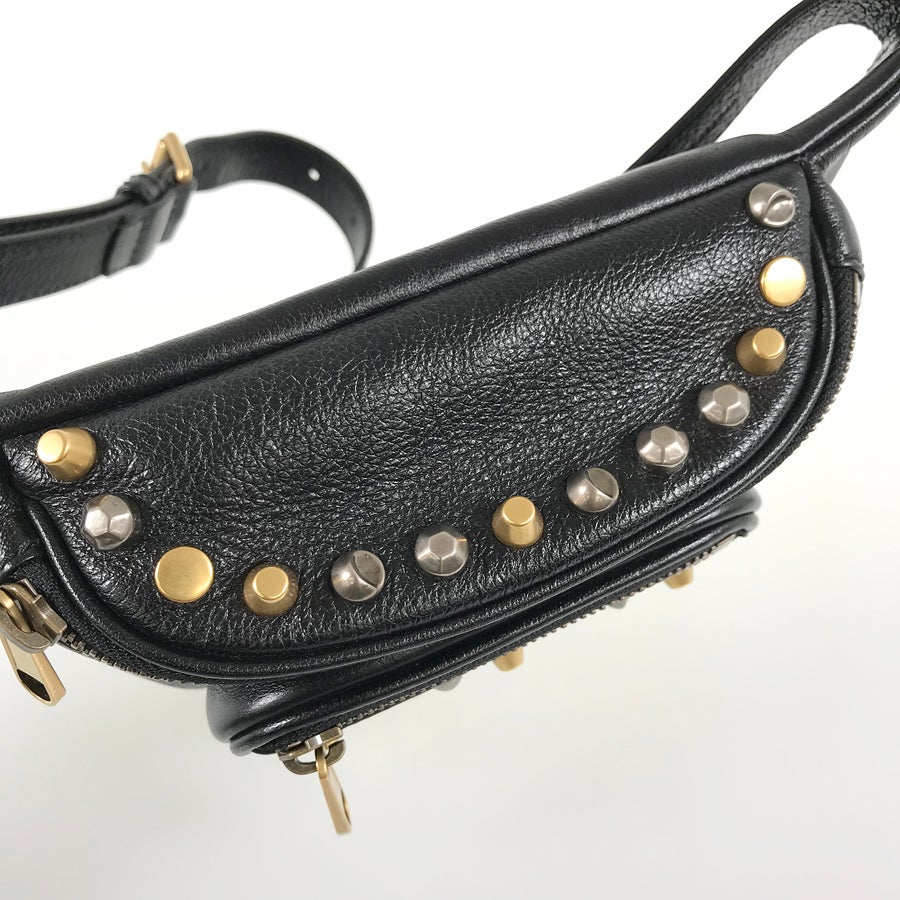 グッチ ボディバッグ