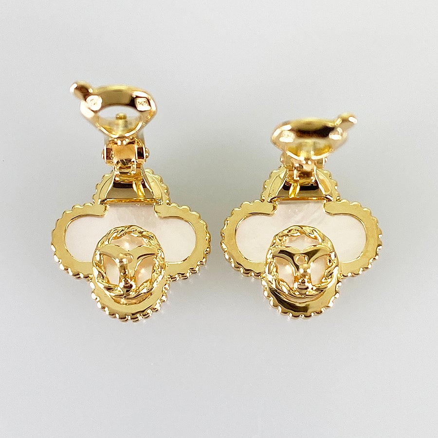 ヴァンクリーフ＆アーペル ピアス