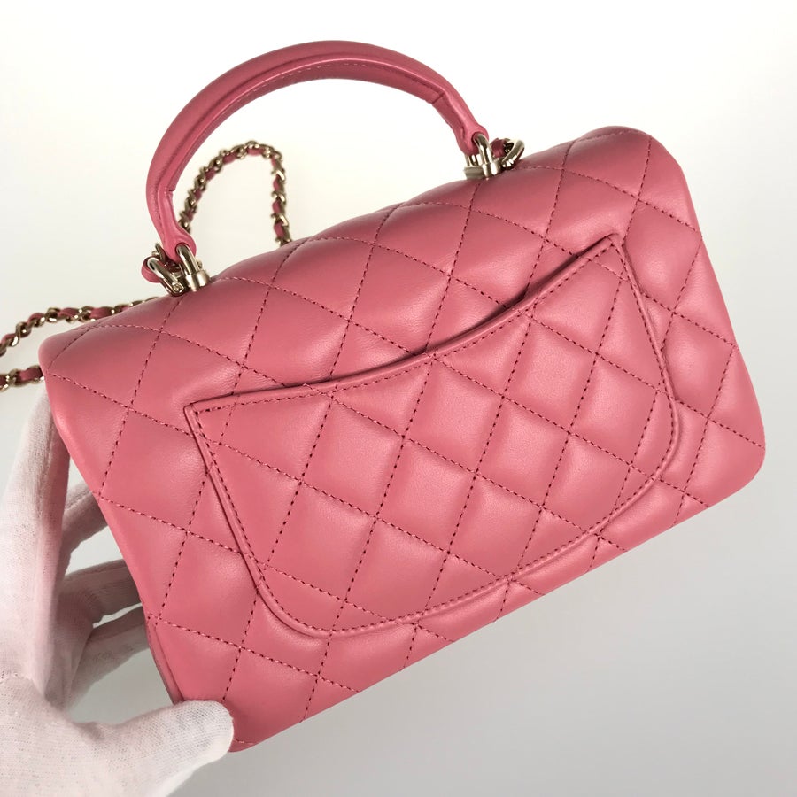 シャネル ショルダーバッグ