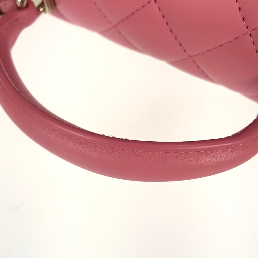 シャネル ショルダーバッグ