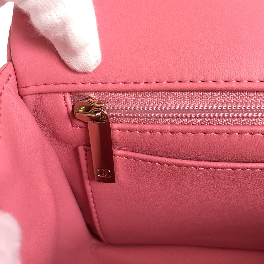 シャネル ショルダーバッグ