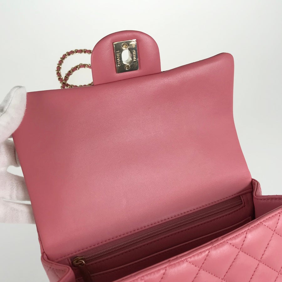 シャネル ショルダーバッグ