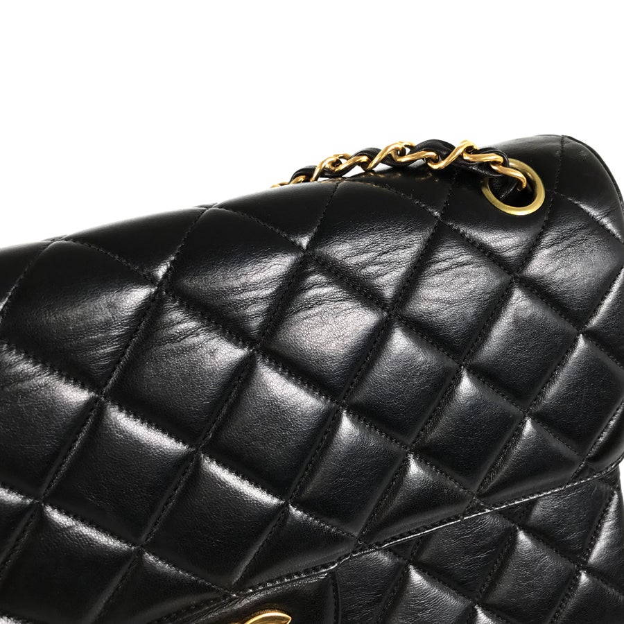 シャネル ショルダーバッグ