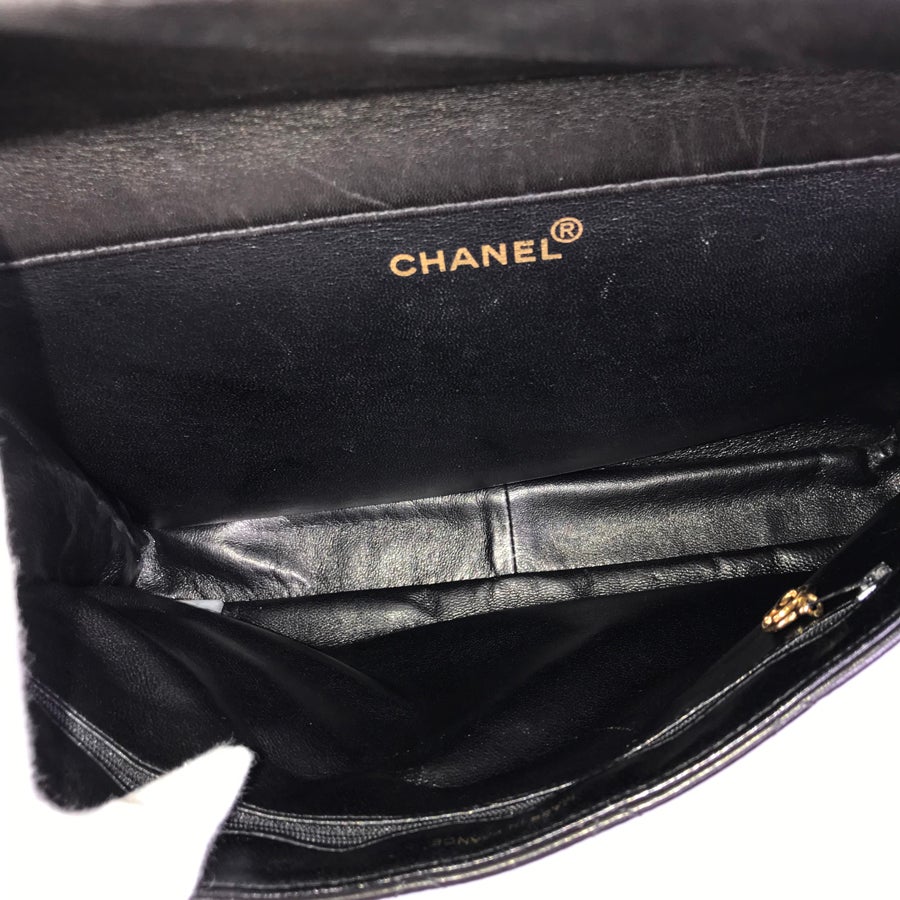 シャネル ショルダーバッグ