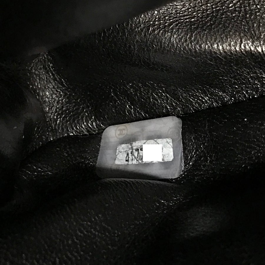 シャネル ショルダーバッグ