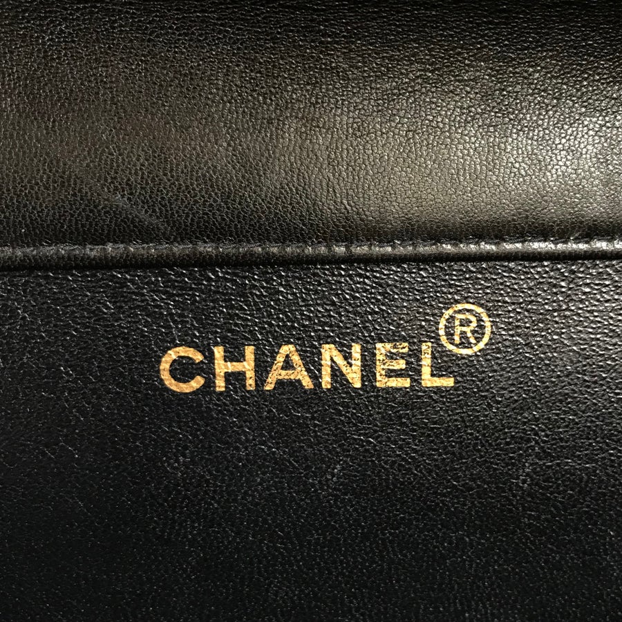 シャネル ショルダーバッグ