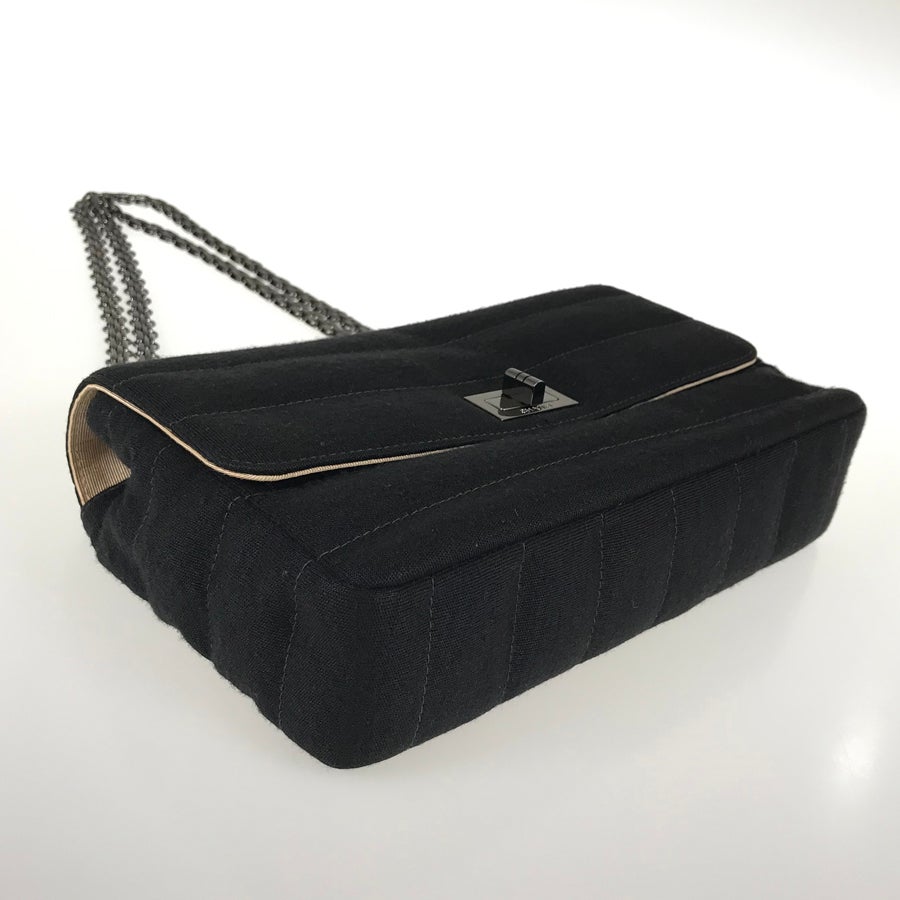 シャネル ショルダーバッグ