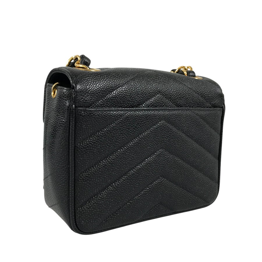 シャネル ショルダーバッグ