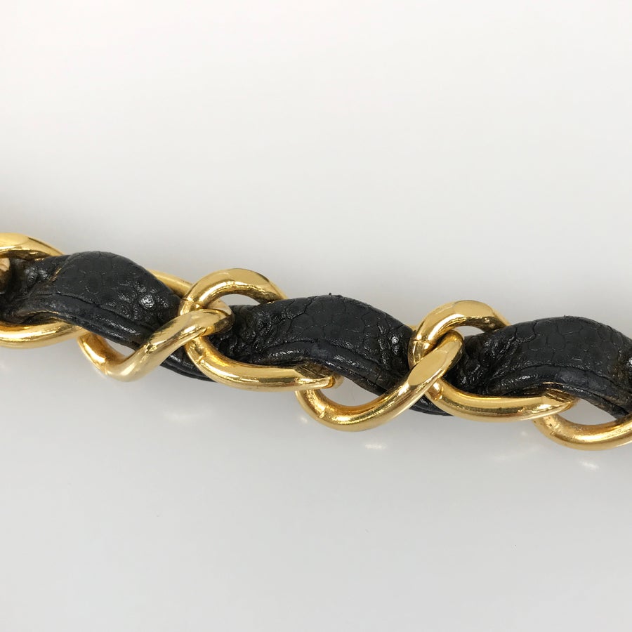 シャネル ショルダーバッグ