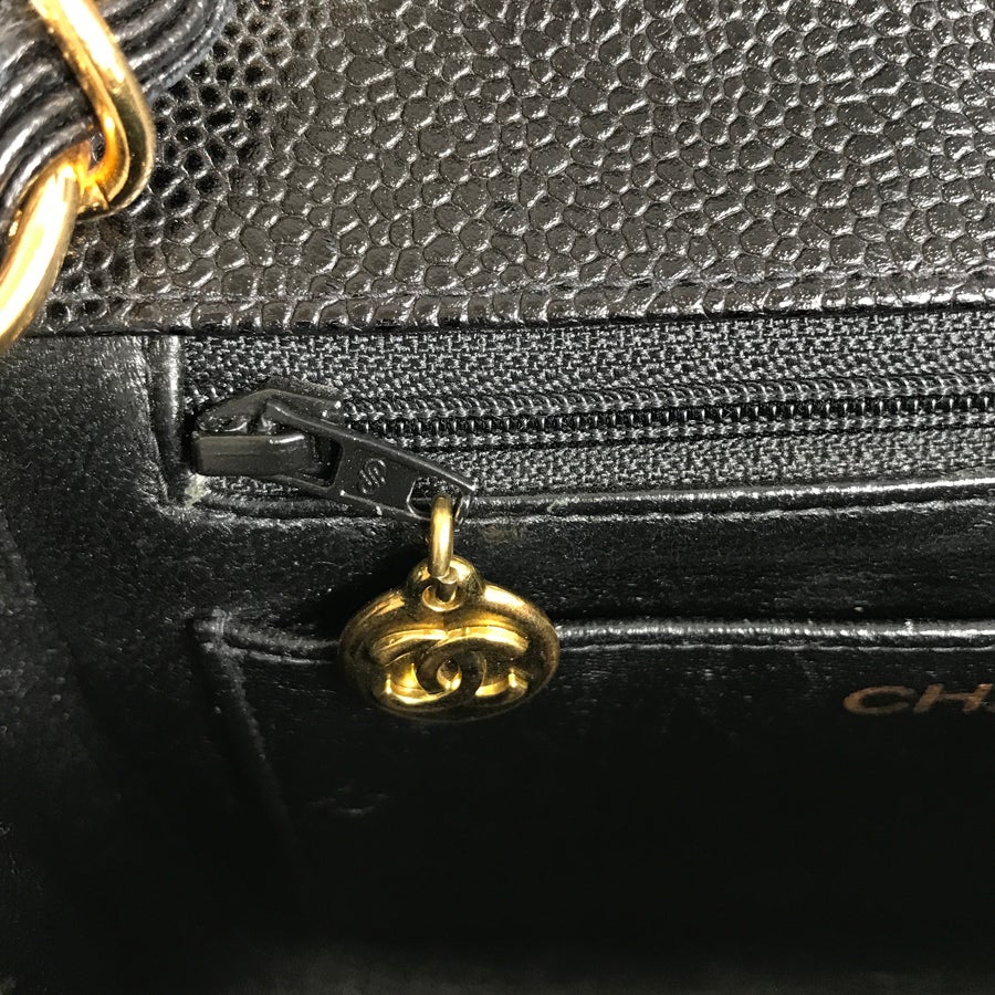 シャネル ショルダーバッグ