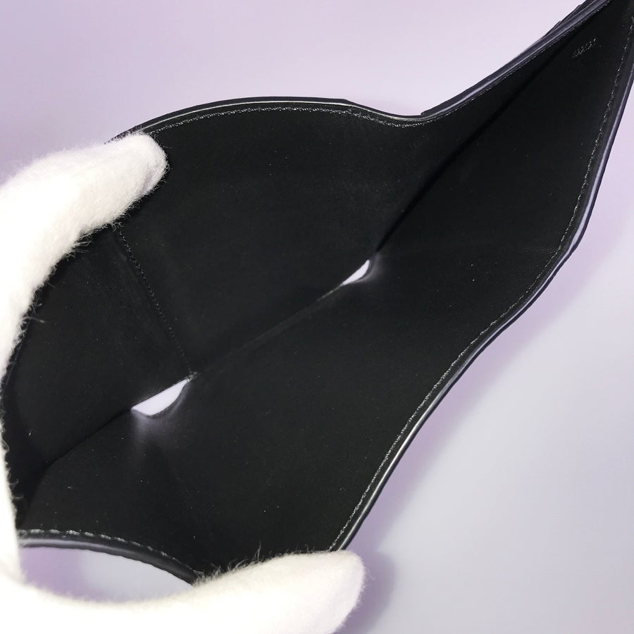 ロエベ 三つ折り財布