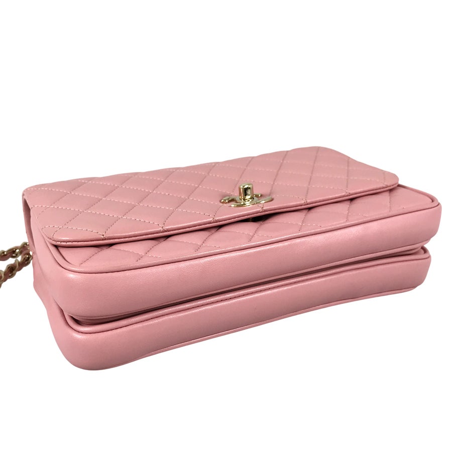 シャネル ショルダーバッグ