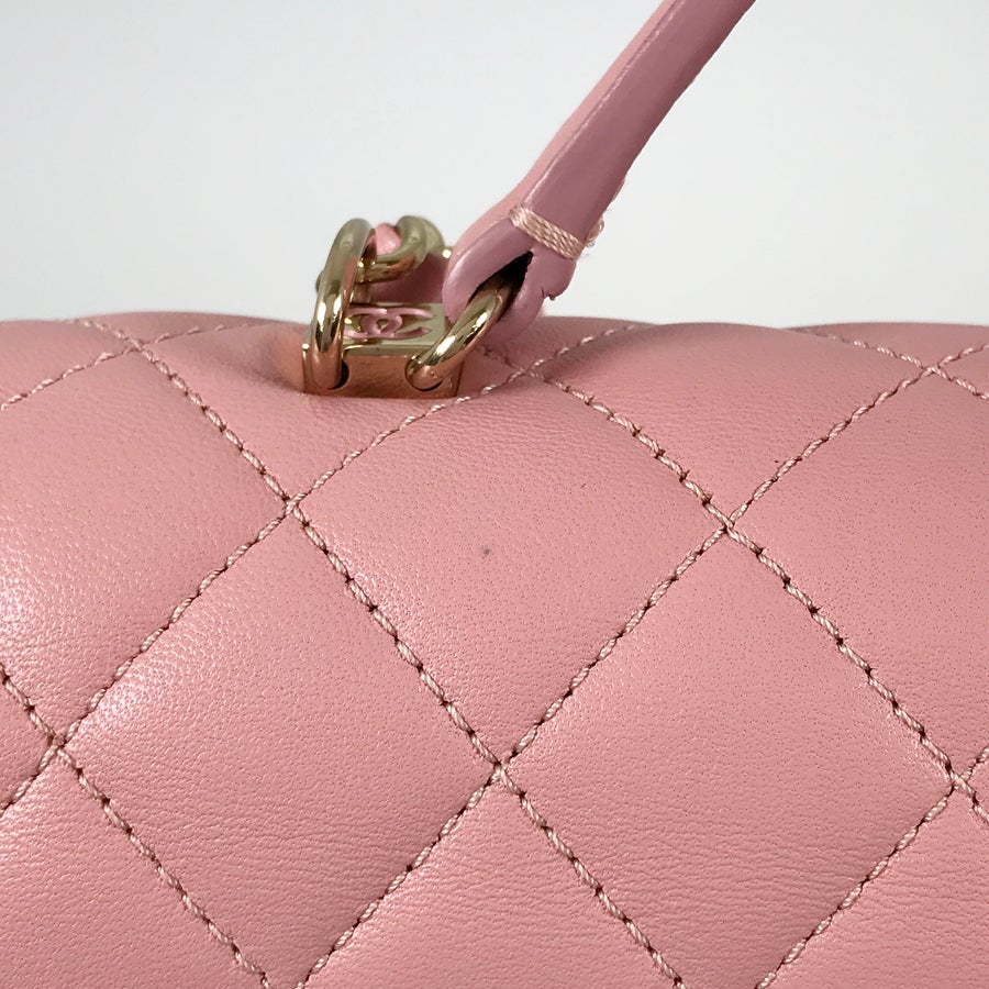 シャネル ショルダーバッグ