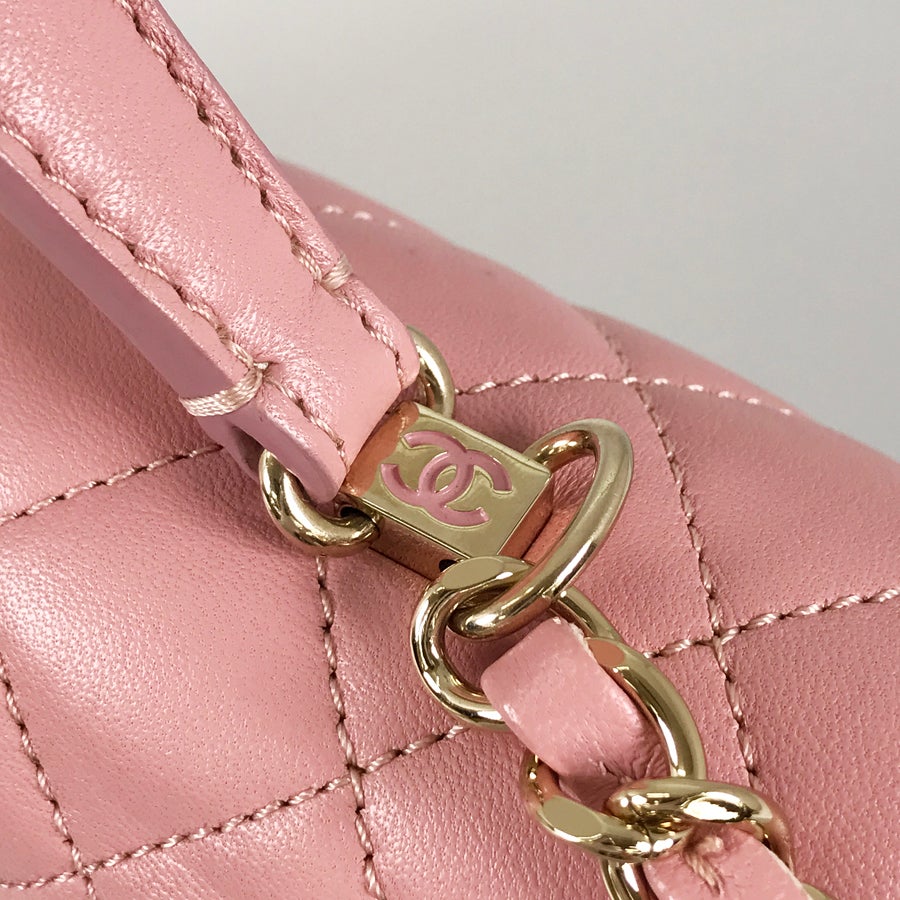 シャネル ショルダーバッグ