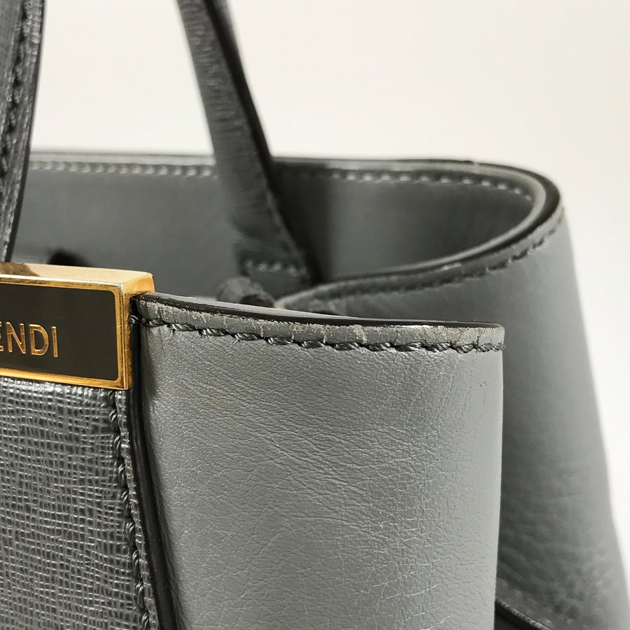 フェンディ ハンドバッグ
