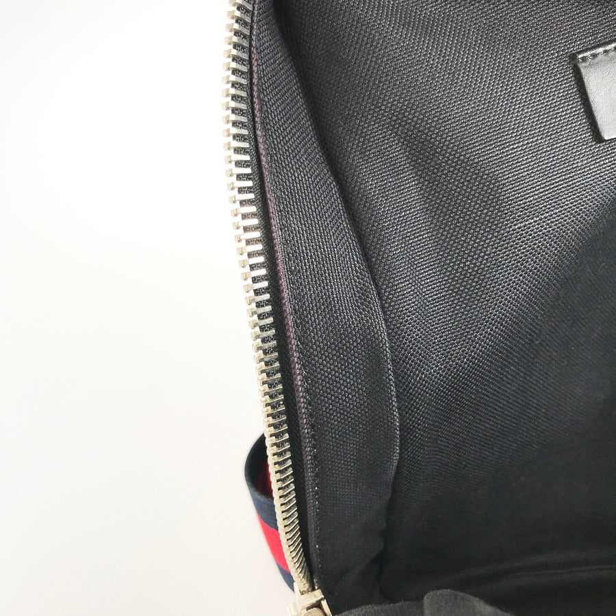 グッチ ボディバッグ