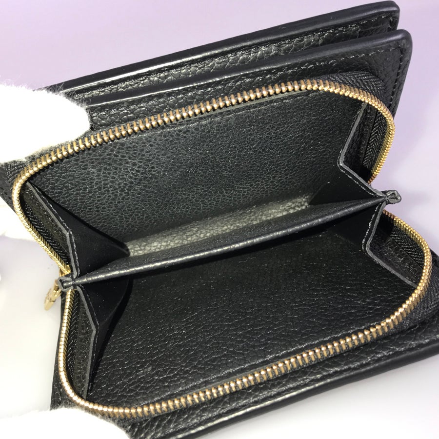 ルイ・ヴィトン 二つ折り財布