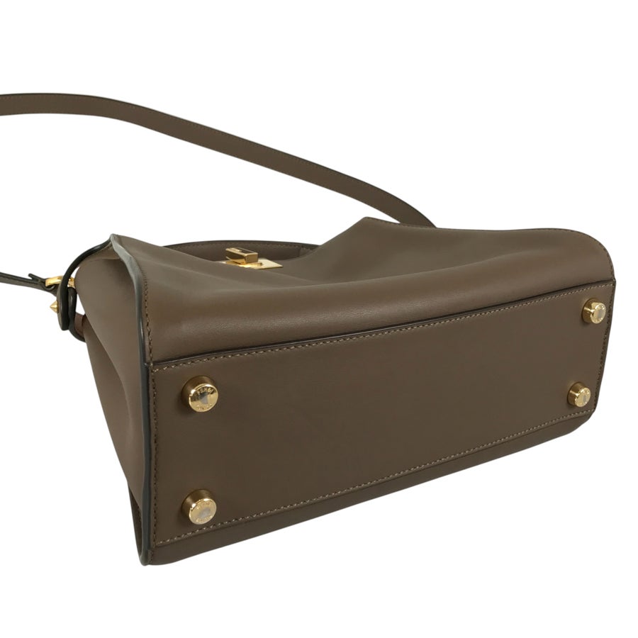 フェンディ ハンドバッグ