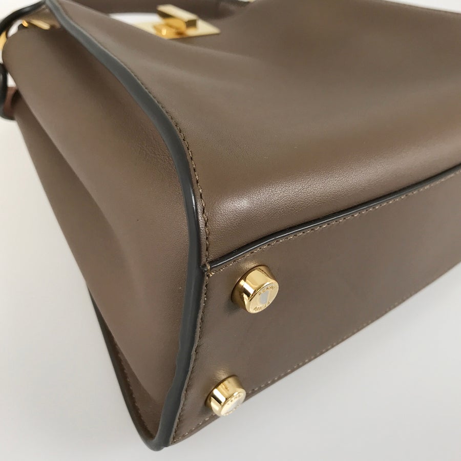 フェンディ ハンドバッグ