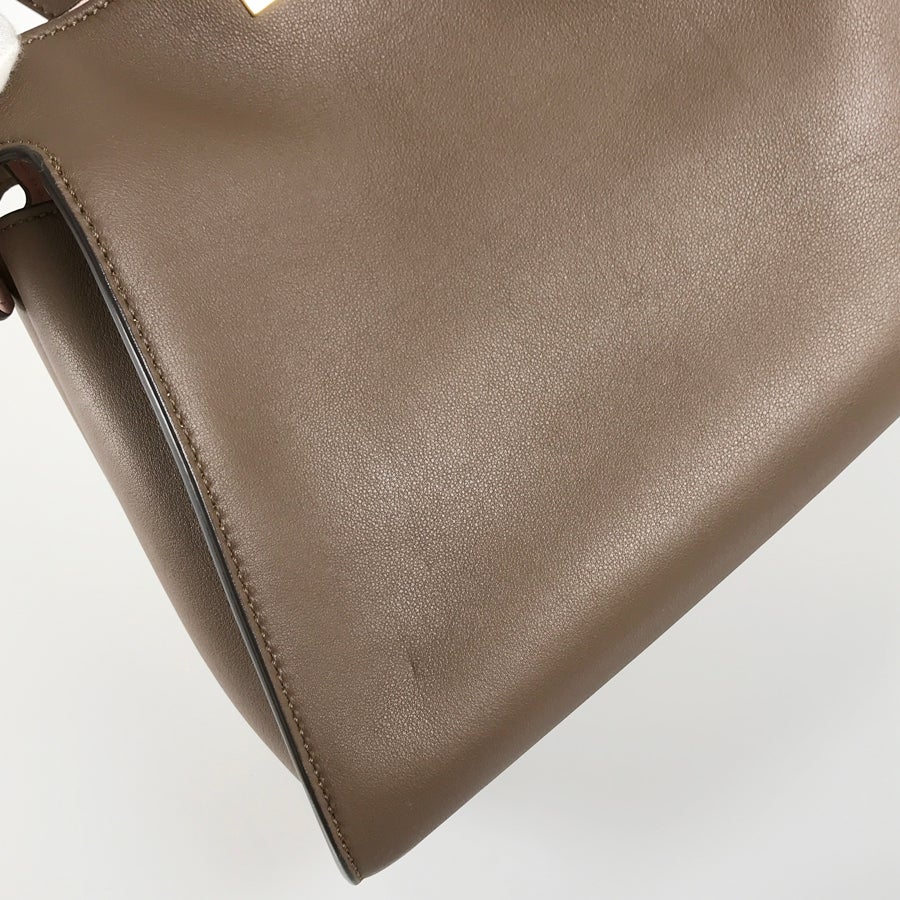 フェンディ ハンドバッグ