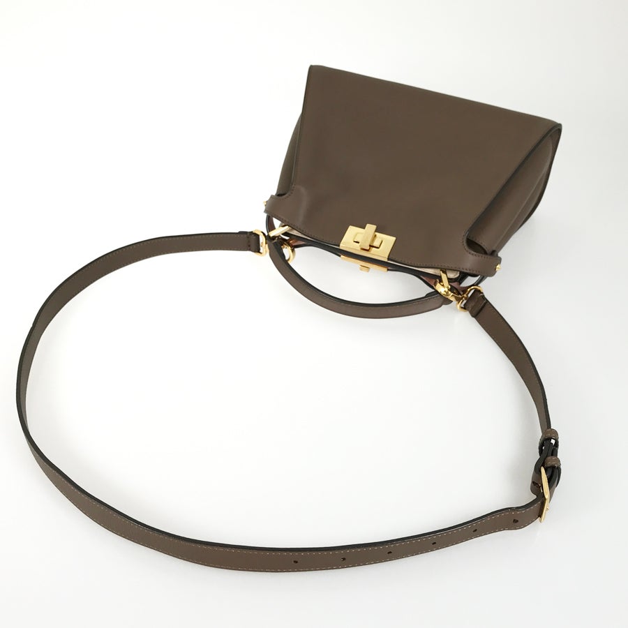 フェンディ ハンドバッグ