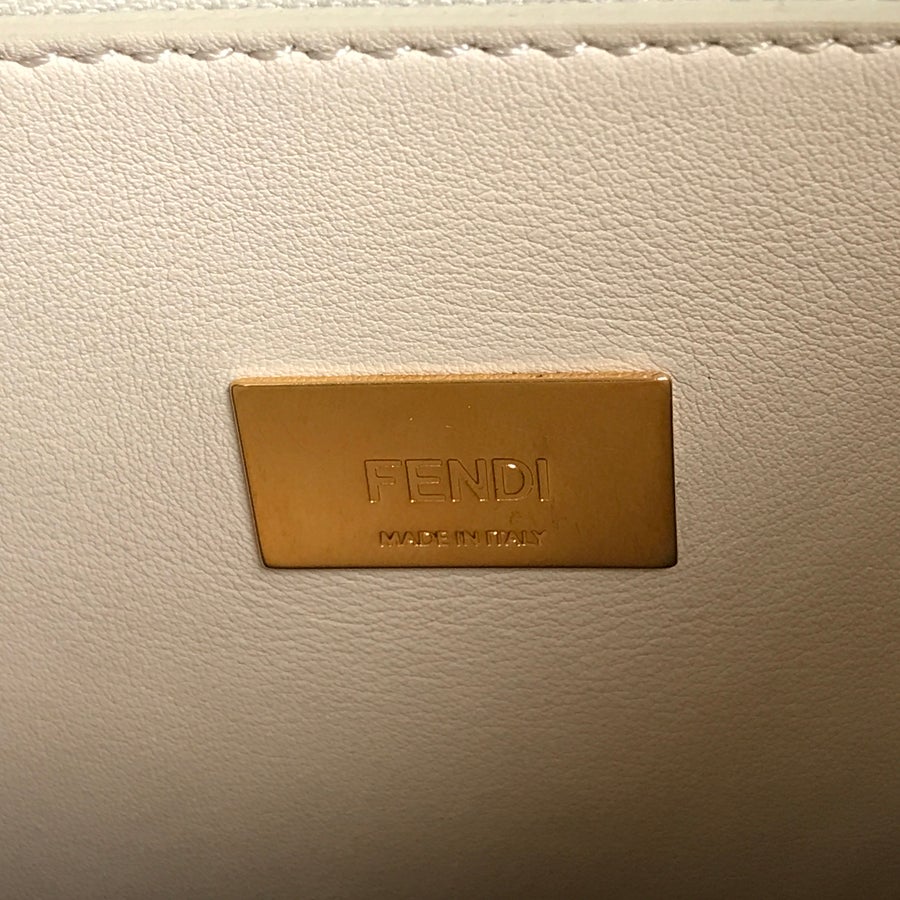 フェンディ ハンドバッグ