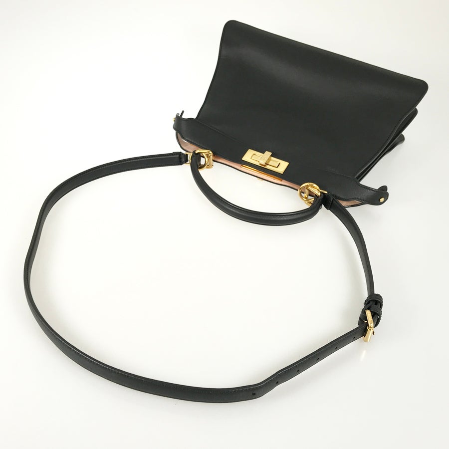 フェンディ ハンドバッグ