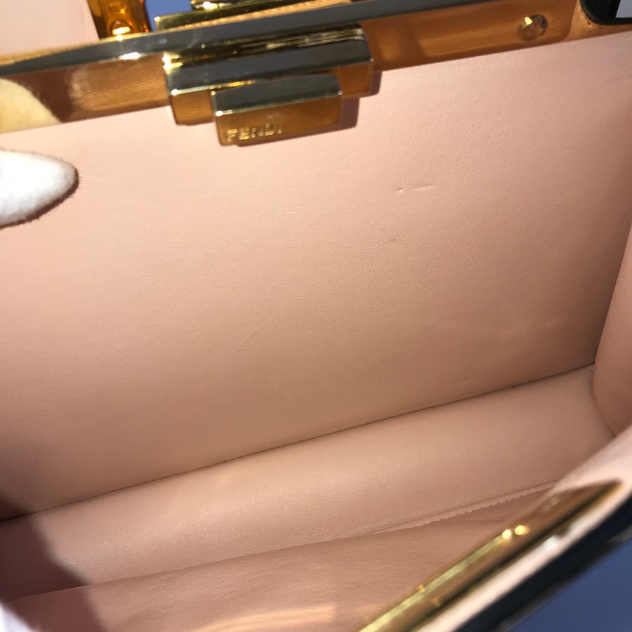 フェンディ ハンドバッグ