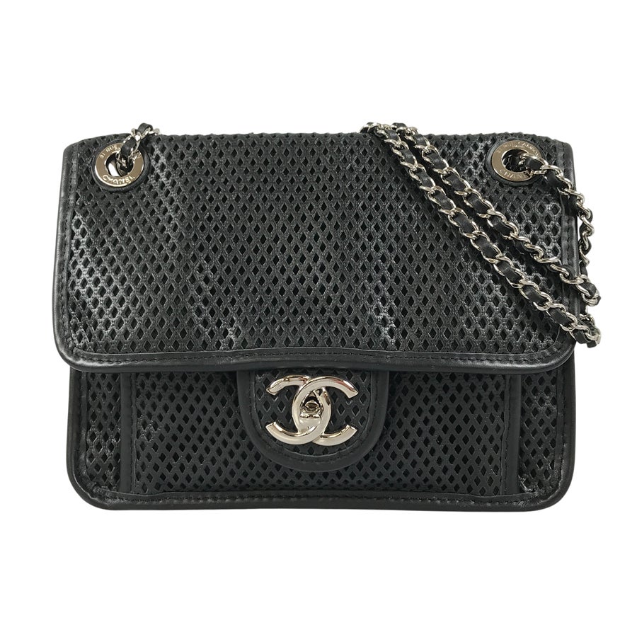 シャネル ショルダーバッグ