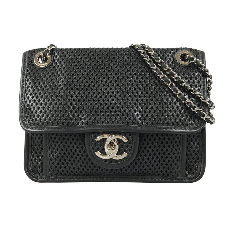 シャネル ショルダーバッグ