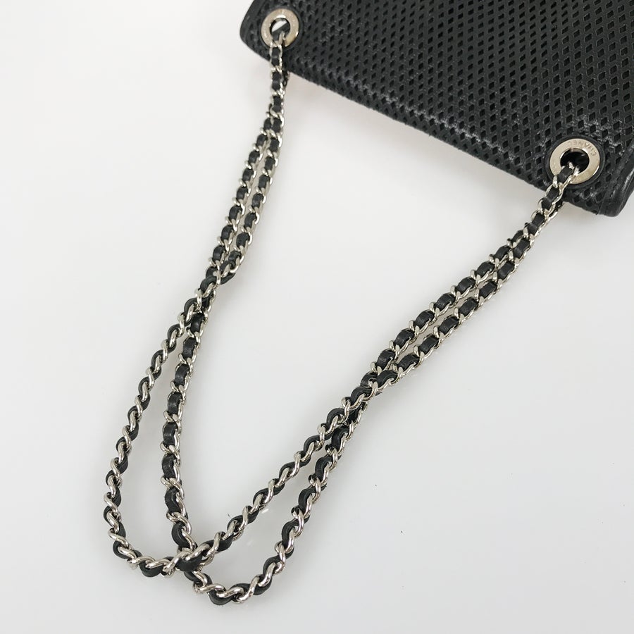 シャネル ショルダーバッグ